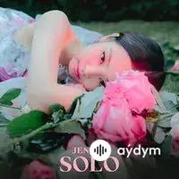  Jennie  - Solo 