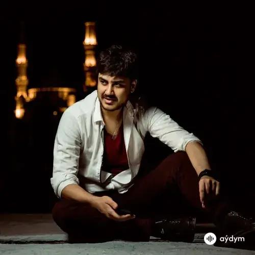 Rejep Ýagşymyradow - Söýgi