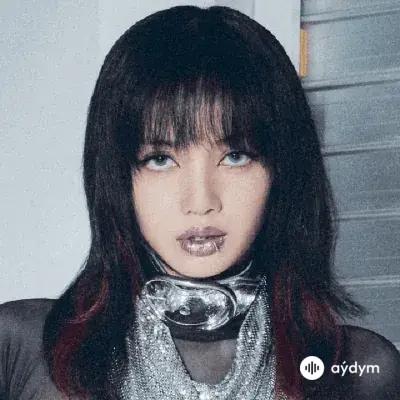 Lisa (Blackpink)