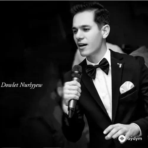 Döwlet Nurlyýew - Mikrofon