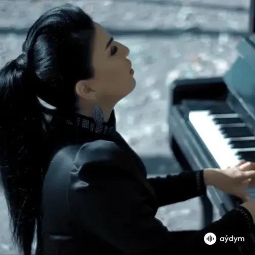 Aziza Agamyradowa - Hemmesi Ýalan