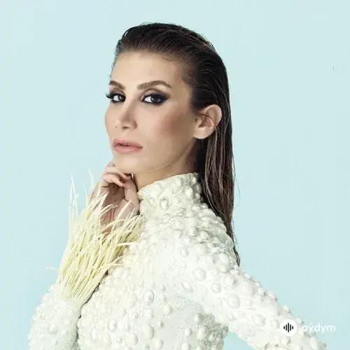 Irem Derici - Bir Miyiz