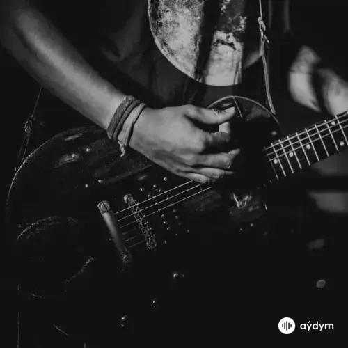 Halestorm  - Get Lucky 