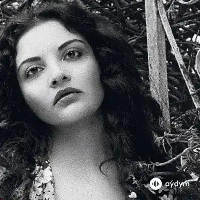 Göksel - Dudaklarında Arzu