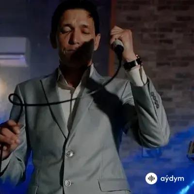 Gülälek Gulmyradowa-Ylýas Körpäýew - Sona Gelin