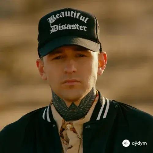 Arizona Zervas - Roxanne