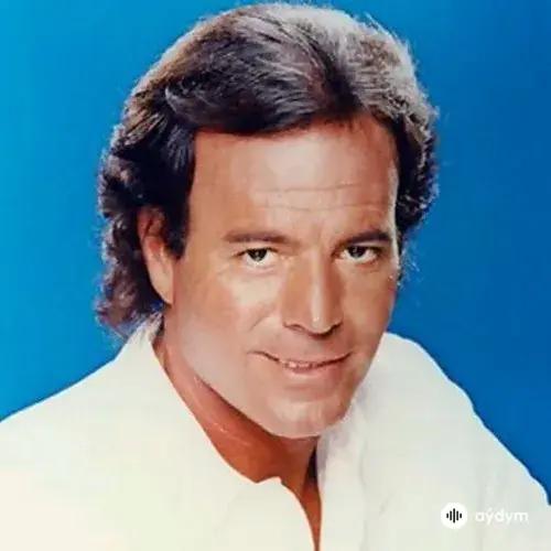 Julio Iglesias