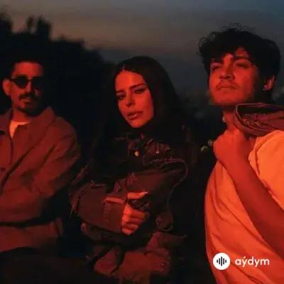 Simge - Bir Şehri Sevmek - & Mavi Gri & Ozan Bayraşa