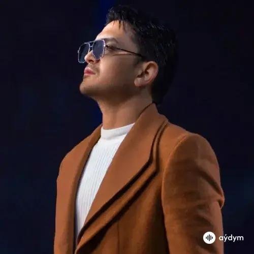 Gözleň Ýesiri - Söhbet Jumaýew