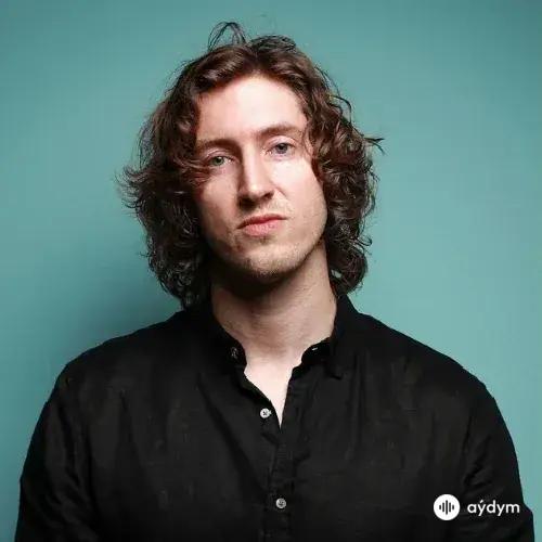 Dean Lewis