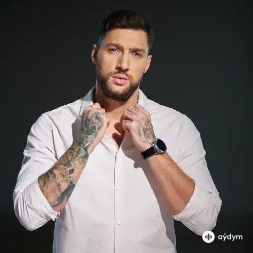 Олег Кензов