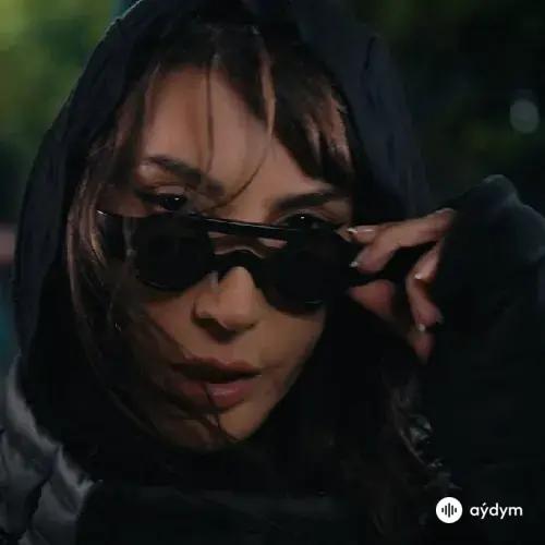 Hande Yener - Dünya Malı