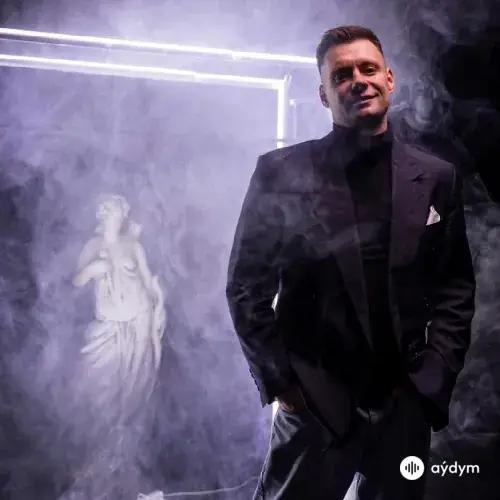 Паша Изотов