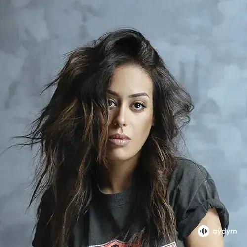 Amel Bent