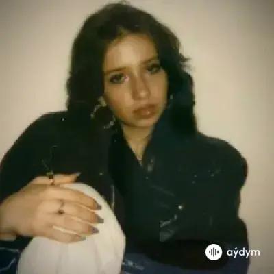 Isabel LaRosa - Pretty Boy