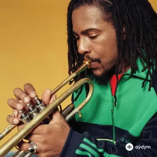 Roy  Hargrove