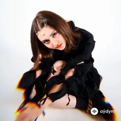 Gökçe Özgül - Öpsem Yaralarini