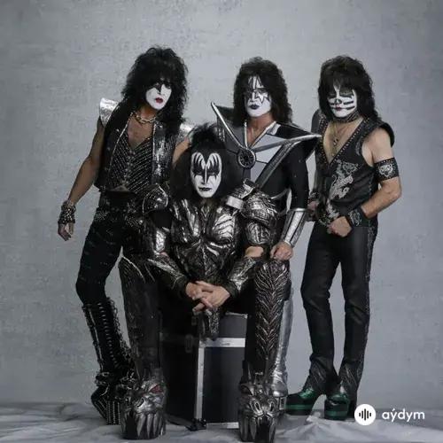 Kiss 