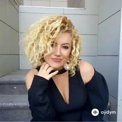Pınar Aydınlar 
