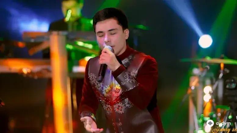 Köpçülige Azan Gerek (Janly Ses)