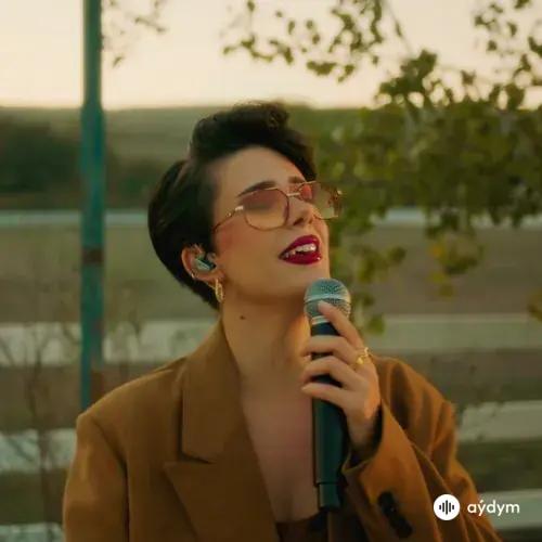 Hande Mehan - Mühürledim Seni Kalbime (Bir Hadise Var)