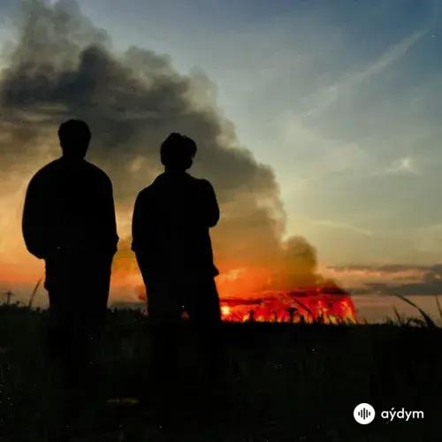 Alex Warren-Joe Jonas - Burning Down