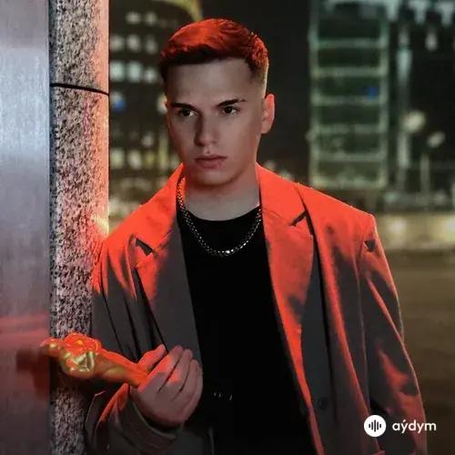 Wallem - Моника Беллуччи