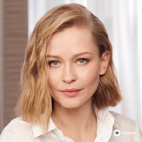 Юлия  Пересильд