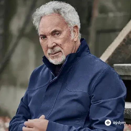 Tom Jones 