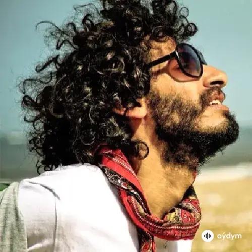 Weam  Ismail