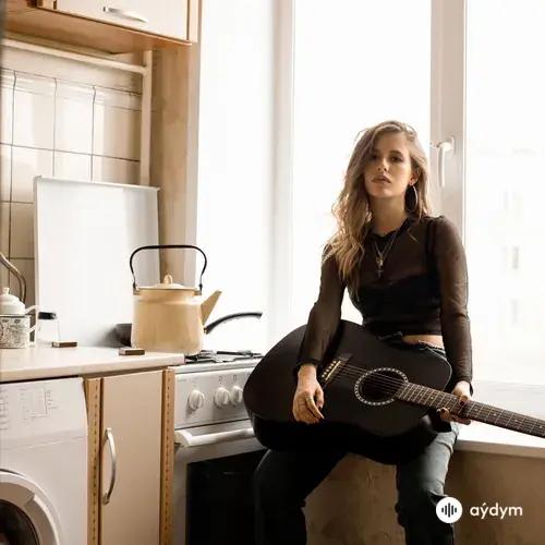 На кухне (2020)