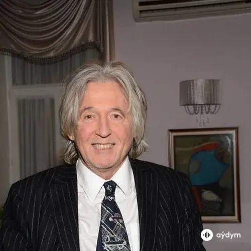 Вячеслав  Малежик