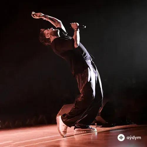 Emre Altug - Tatildeyim