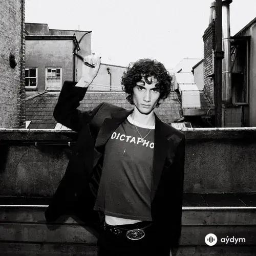 sombr - we never dated