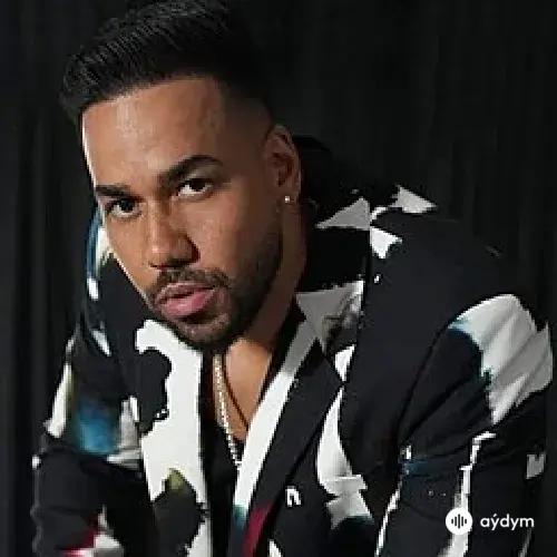 Romeo  Santos