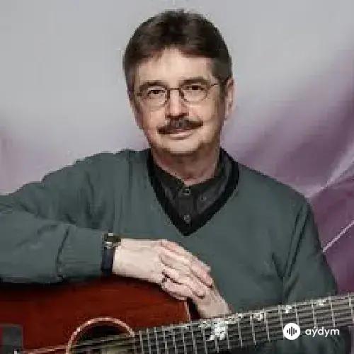 Виктор  Третьяков