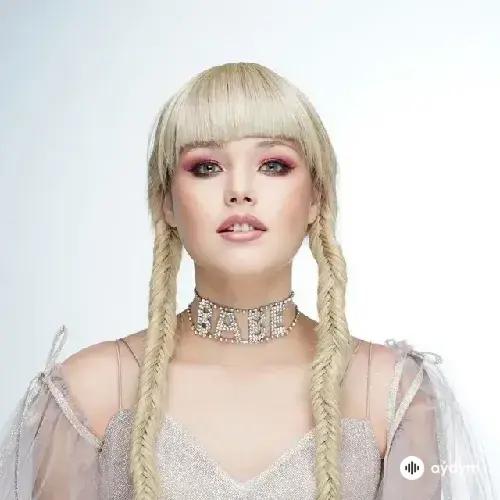 Настя  Кравченко