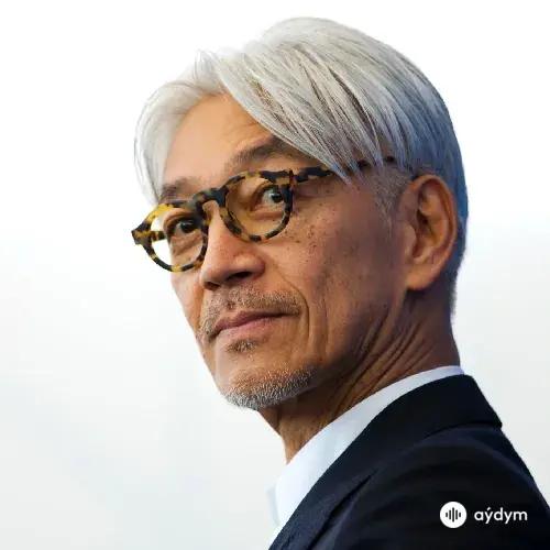 Ryuichi  Sakamoto