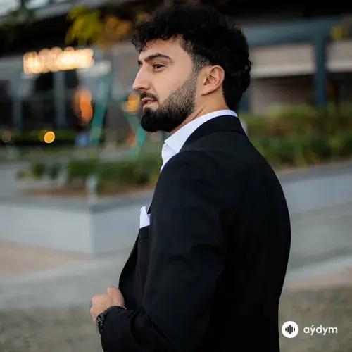 Zaur  Xan - Düşün Meni