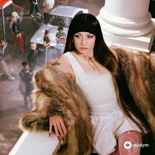 Biig  Piig - Favourite Girl