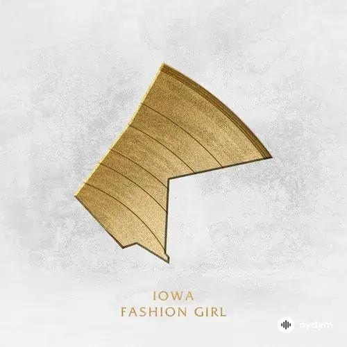 IOWA  - Fashion Girl