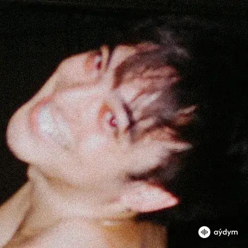 Joji - SLOW DANCING IN THE DARK