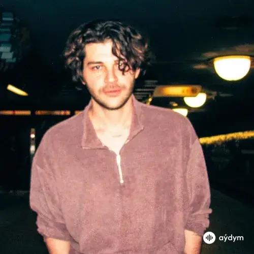 Yaşlı  Amca - Yıldızlara Bak