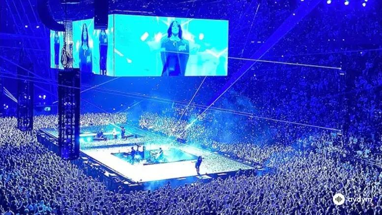 Billie Eilish -＂Hit Me Hard And Soft Tour＂Paris Accor Arena