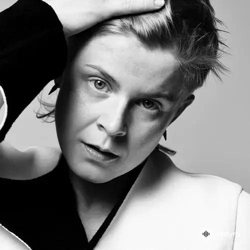 Robyn 