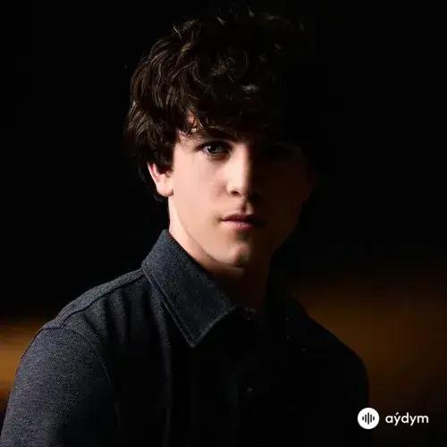 Carter  Ryan