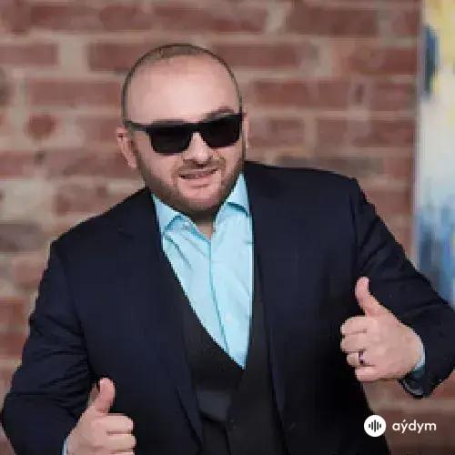 Саро  Варданян