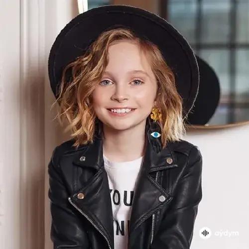 Вика Старикова