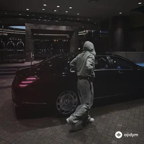 Derouse - Обнял