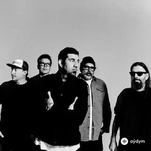 Deftones 